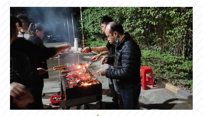 分享爱 传递爱|祝我们哲闻大家长张总,生日快乐!(图4) 分享爱 传递爱|祝我们哲闻大家长张总,生日快乐!(图4)